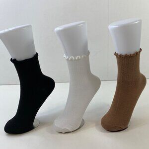 Your Missing Sock Womens Ribbed Ruffle Top Ankle Socks 3-Pack Black White Brown